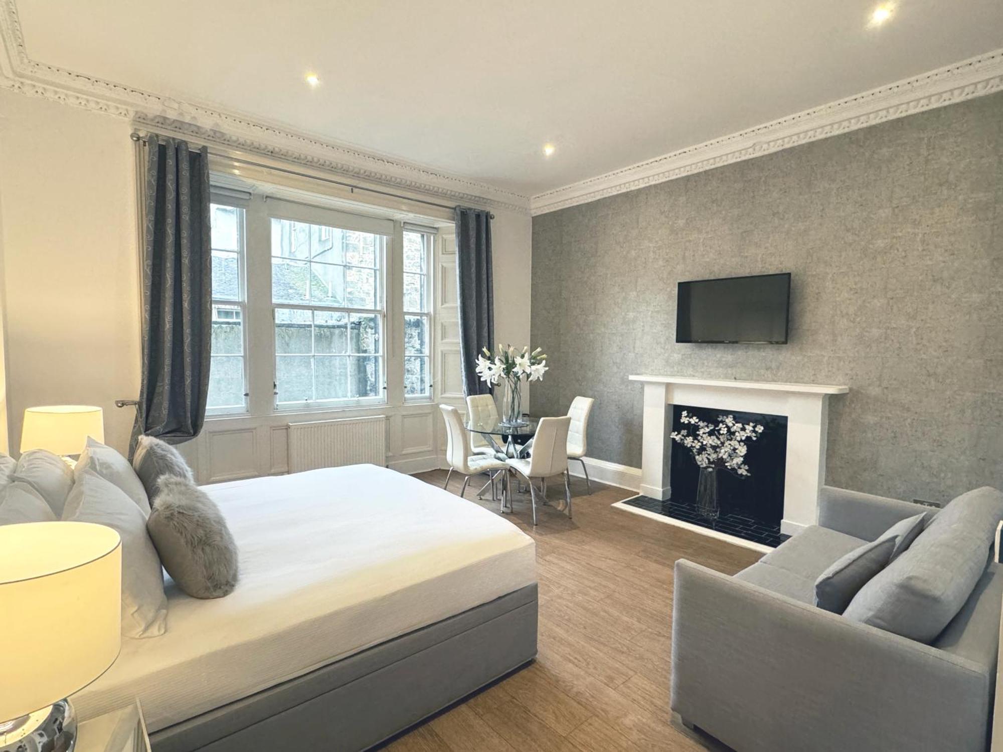 Hanover 71 Suites Edinburgh Bagian luar foto