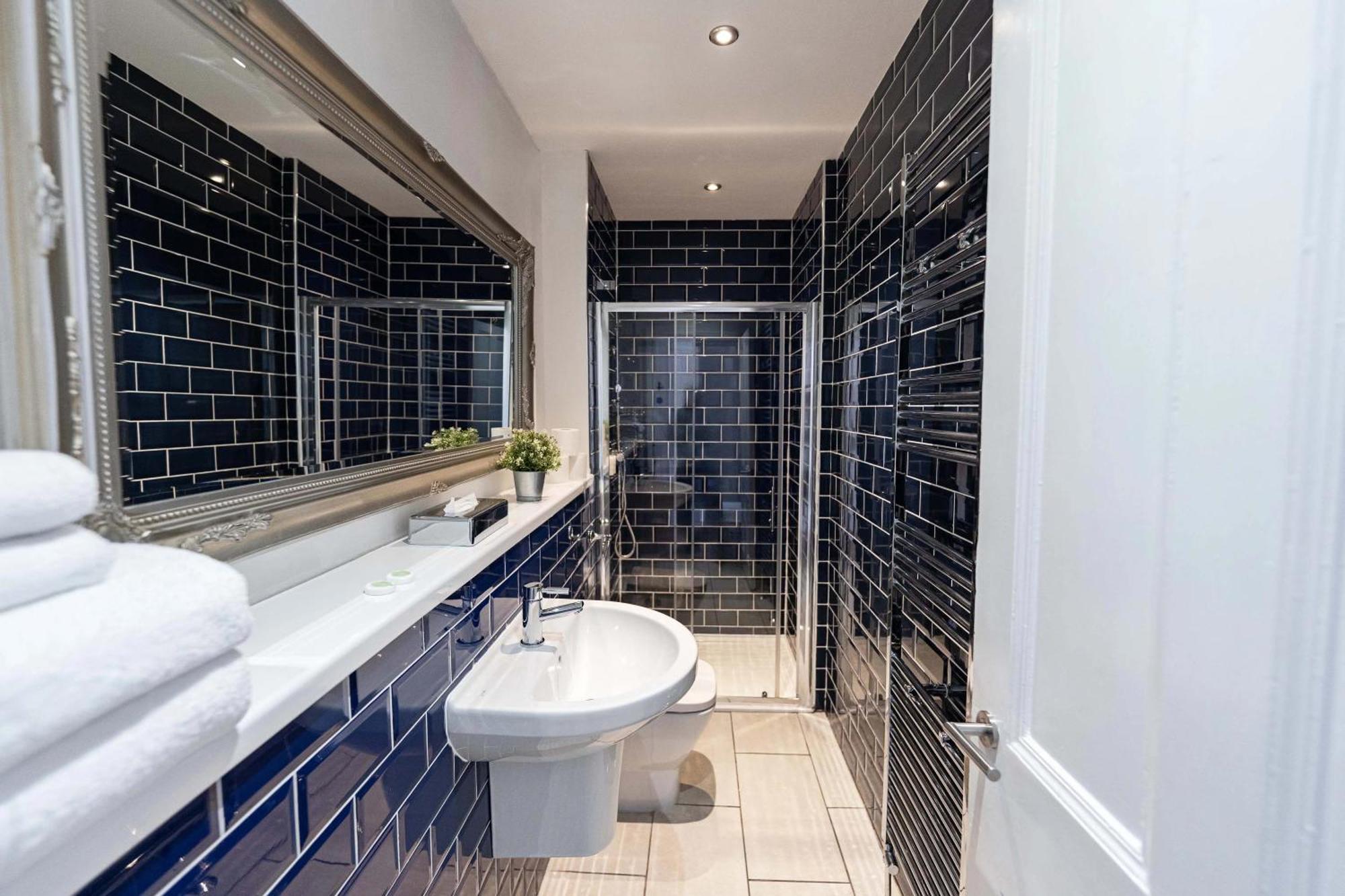 Hanover 71 Suites Edinburgh Bagian luar foto